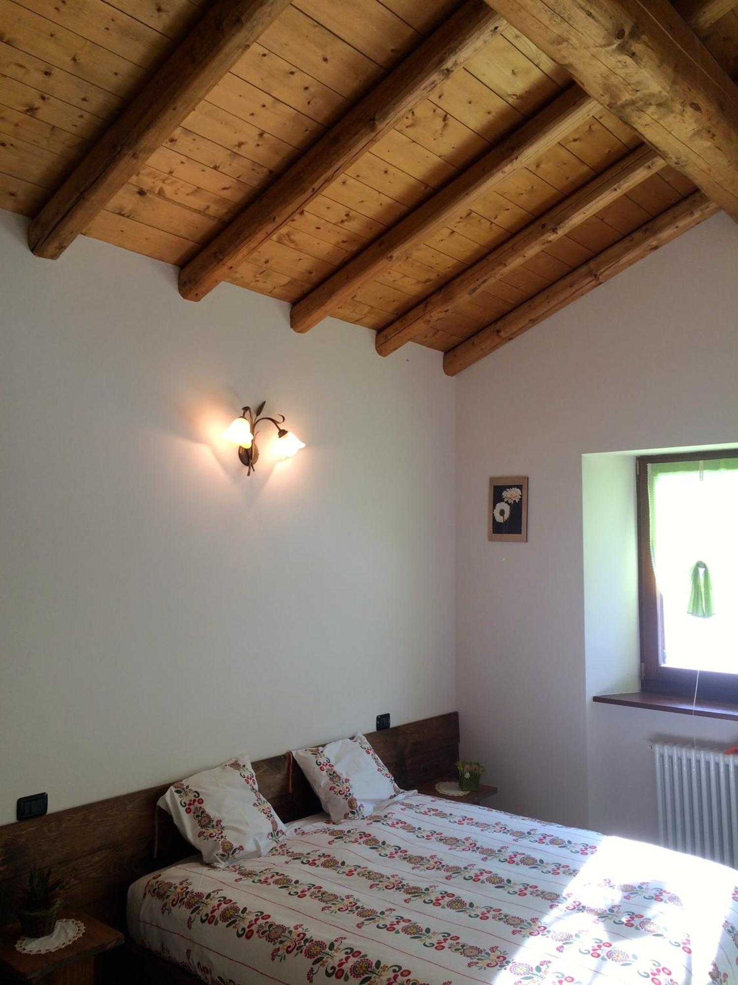 Agriturismo Le Radici San Fedele Intelvi Kamer foto
